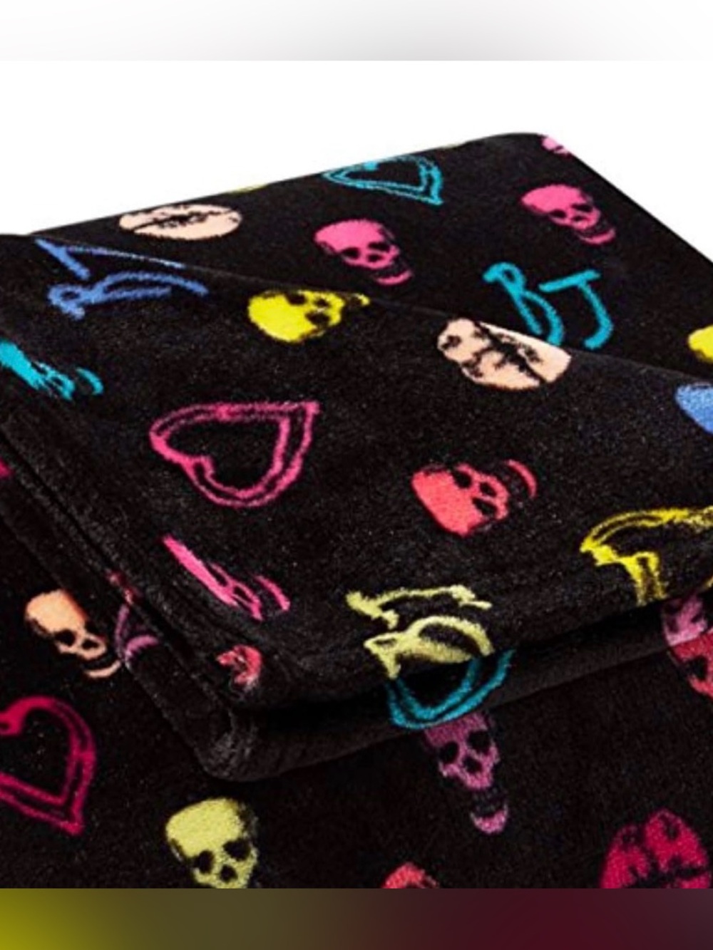 Betsey Johnson “Signature” blanket - Picture 3 of 3